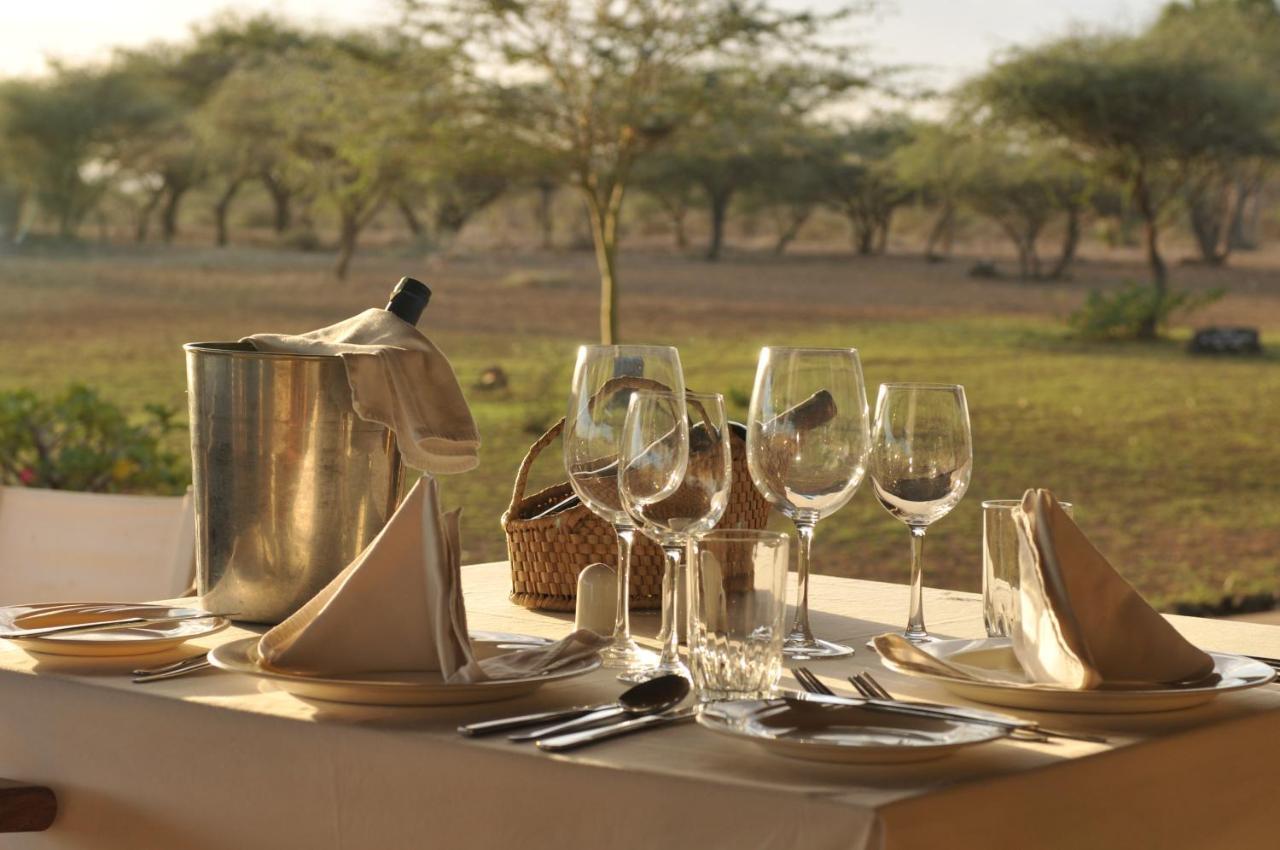 Severin Safari Camp Tsavo West National Park Eksteriør bilde